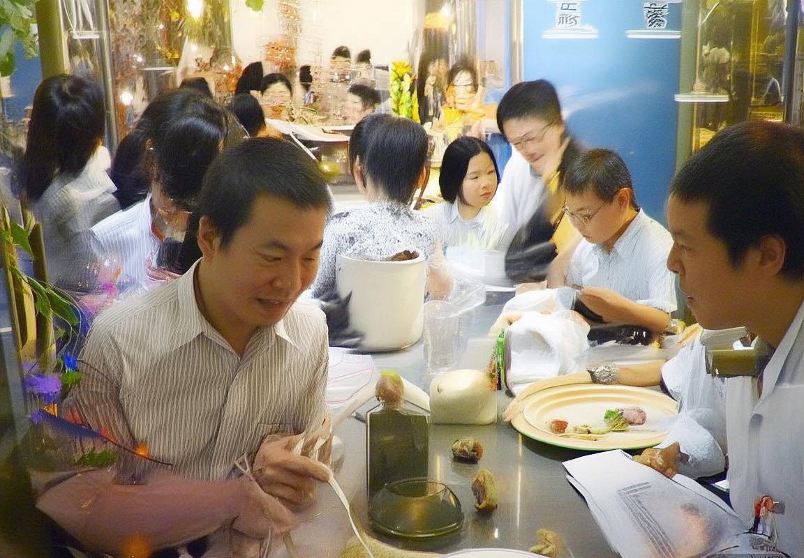 秘鲁巴西世界杯预选赛：内马尔与卡里略闪耀，2:2平局悬念延续(图1)