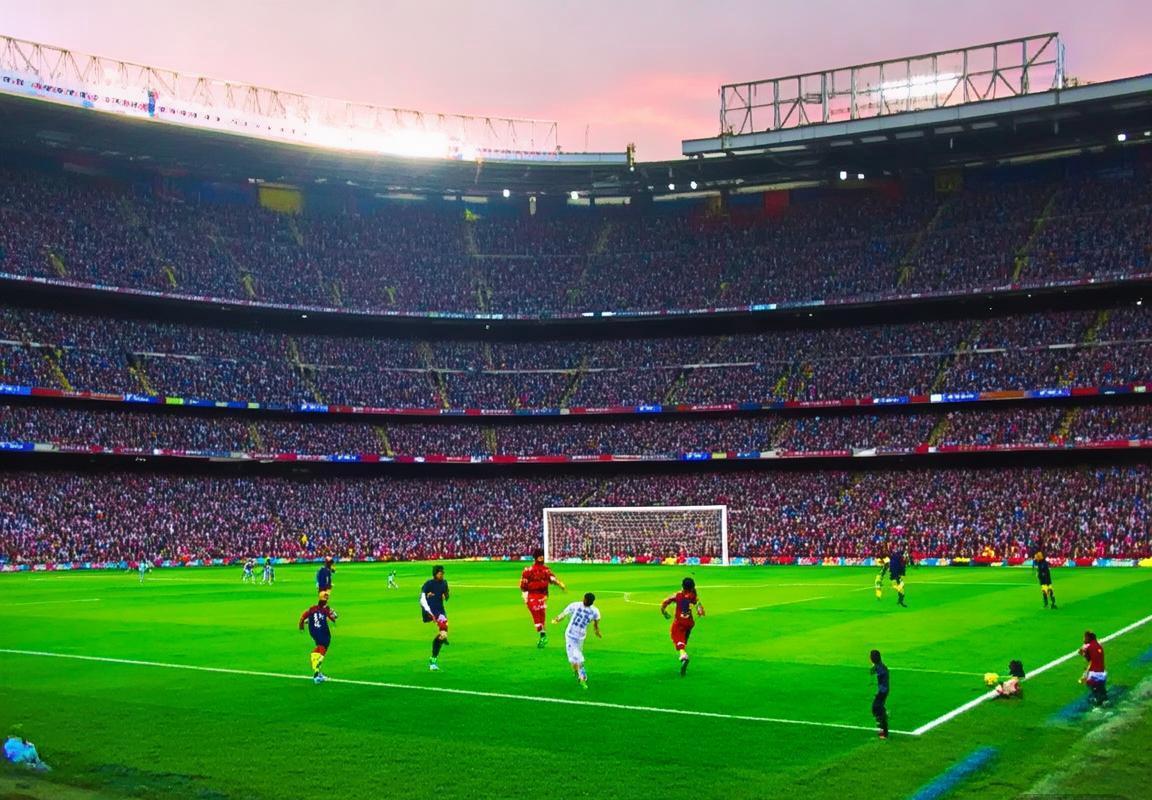 2014年国家德比：梅西与C罗巅峰对决回顾(图4)